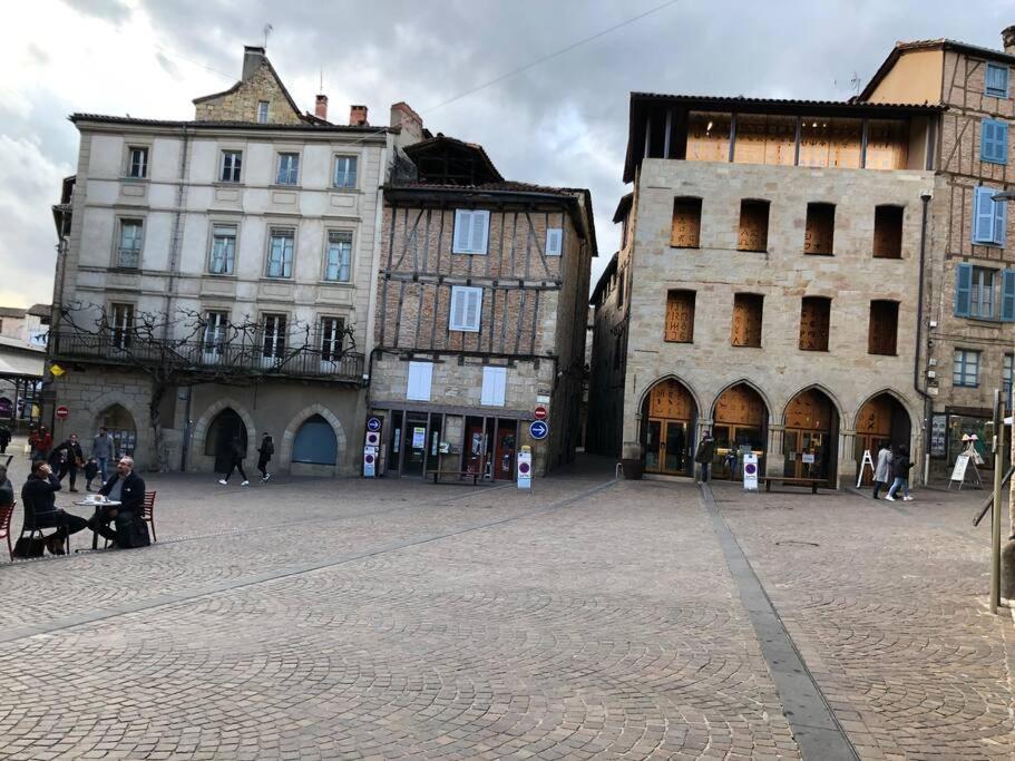 Chez Sophie Et Gege. Maison De Ville, Deux Chambres, De Plain-Pied Figeac Eksteriør bilde